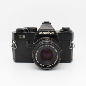 Mamiya ZE + Mamiya-Sekor E 1:2 50mm