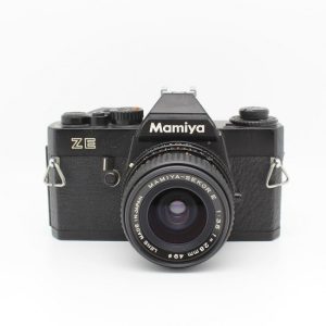 Mamiya ZE + Mamiya-Sekor E 28MM 3.5